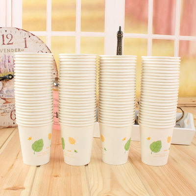 China Máquina automática do copo de papel da qualidade excelente da venda da fábrica com muitas cores fornecedor